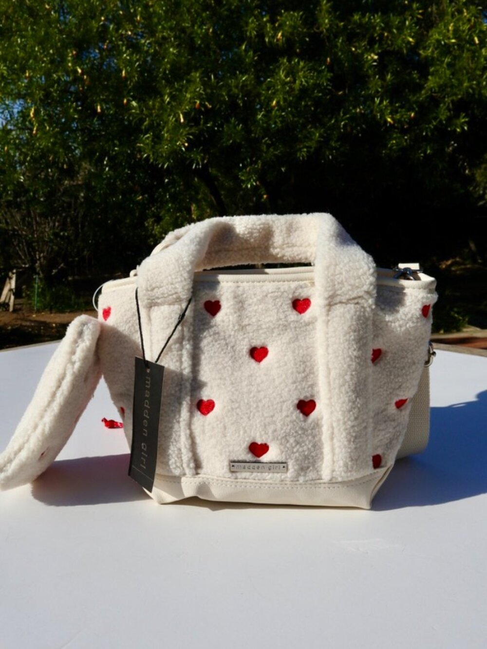 NWT Madden Girl Red Heart Sherpa Mini Tote Bag with Charms - Picture 2 of 9